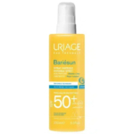 Flacon jaune de crème solaire invisible en spray Uriage Bariésun, SPF 50+. L'étiquette indique qu'elle est sans parfum, résistante à l'eau et offre une protection UVA et UVB. Le flacon contient 200 ml. Dakar