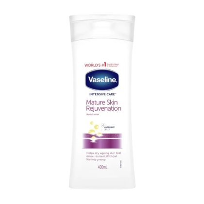 Le soin intensif Vaseline Intensive CareTM Mature Skin Rejuvenation de la peau de 400 ml présente un emballage blanc avec des accents violets, aidant la peau vieillissante à se sentir plus résiliente et nourrie sans gras. Dakar