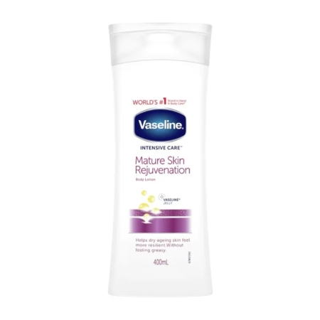 Le soin intensif Vaseline Intensive CareTM Mature Skin Rejuvenation de la peau de 400 ml présente un emballage blanc avec des accents violets, aidant la peau vieillissante à se sentir plus résiliente et nourrie sans gras. Dakar