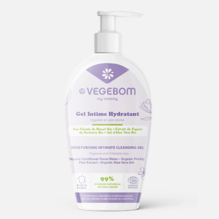 Un flacon de Gel Nettoyant Intime Hydratant Vegebom avec pompe. L'étiquette arbore des couleurs violettes et blanches, un motif floral et un texte mettant en valeur les ingrédients biologiques et les détails éco-responsables. Dakar