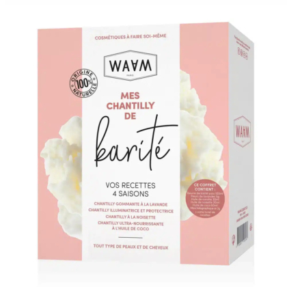 Coffret rose et blanc de WAWM Paris « Mes Chantilly de Karité » avec texte décrivant différentes recettes de beurre de karité fouetté. L'emballage met en avant les origines naturelles et est conçu pour tous les types de cheveux et de peau. Dakar