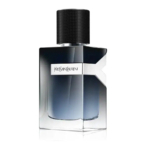 Un flacon de parfum élégant au design dégradé, passant du bleu foncé à la base au transparent en haut. Il est doté d'un bouchon noir texturé et d'une bande métallique ornée du nom de la marque. La forme et le design du flacon lui confèrent une allure élégante et moderne. Dakar