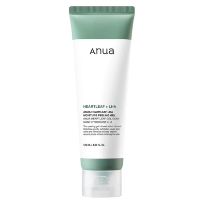 Un tube blanc d'Anua Gel Exfoliant Gommant Hydratant Heartleaf LHA 120 ml se trouve à côté d'Anua Nettoyant Moussant Doux Hydratant à l'Acide Hyaluronique, tous deux dans des tubes élégants de 120 ml avec un texte noir décrivant l'utilisation. Dakar