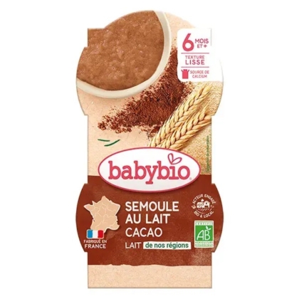 L'emballage de Babybio Crème Semoule Cacao 8 Mois et plus Bio 4 Gourdes de 85 g, un aliment biologique pour bébés de plus de 8 mois, comporte une étiquette avec du chocolat, du blé et une carte de France pour souligner son origine française et la qualité de ses ingrédients. Dakar