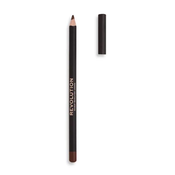 Un crayon MakeUp Revolution Crayon Eye-liner Brown de 1,30 g, dont le capuchon a été retiré, est présenté sur un fond blanc, avec la mention "REVOLUTION" en lettres dorées sur sa surface. Dakar