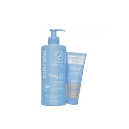 Deux flacons bleus de Topicrem Bébé Duo Lait Hydratant Protecteur 500 ml + Gel Lavant Doux 75 ml, tous deux debout avec un texte et des accents blancs, présentés sur un fond blanc. Dakar