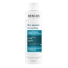 Un flacon blanc de Vichy Dercos Shampoing Ultra Apaisant pour Cheveux Normaux à Gras 200 ml avec un texte bleu et noir et un bouchon flip-top. Dakar