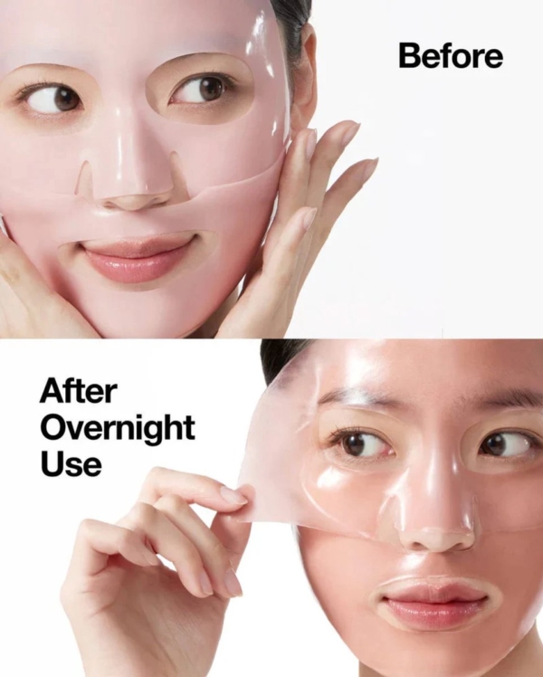 Deux images d'une femme utilisant Anua Masque Collagène Éclaircissant à la Peach et à la Niacine 4 pièces : la photo "Avant", et la photo "Après l'utilisation pendant la nuit", où elle retire le masque avec une peau rafraîchie et visiblement plus lisse. Dakar