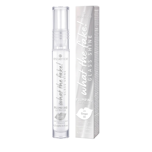 Un tube transparent d'Essence Gloss à Lèvres What The Fake ! Glass Shine Lip Plumper 01 Oh So Glassy (4,2 ml) à l'huile de gingembre se trouve à côté de sa boîte blanche et argentée, toutes deux affichant une marque moderne et élégante. Dakar