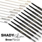 Neuf L.A Girl Crayon Sourcils avec Mine Fine et Embout Brosse 0,5 g sont présentés dans des teintes allant du noir au blond, chacune avec une ligne de couleur et le nom de la teinte, y compris noir, brun, taupe et blond. Dakar