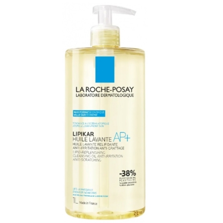 Un flacon pompe transparent de 750 ml de LA ROCHE POSAY LIPIKAR Huile Lavante AP+ avec un liquide jaune et des détails bilingues français-anglais sur l'étiquette. Dakar