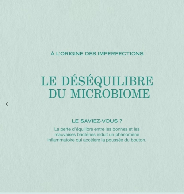 Sur un fond bleu clair, un texte en français explique comment le déséquilibre du microbiome - lorsque les mauvaises bactéries l'emportent sur les bonnes - entraîne une inflammation de la peau et des éruptions cutanées plus rapides. En vedette : Payot Lotion Biphasée Poudrée Matifiante 125 ml. Dakar