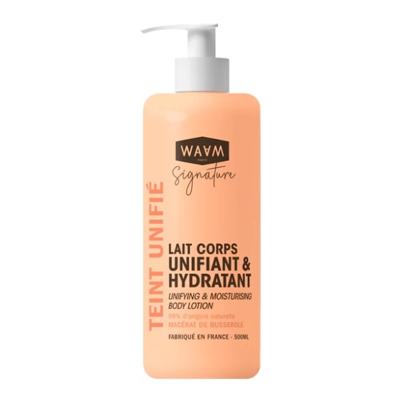 Un flacon pompe orange étiqueté "Waam Lait Corps Unifiant et Hydratant Anti Tache avec Macérat Busserole", une lotion corporelle unifiante et hydratante pour les imperfections, d'une contenance de 500 ml, avec un texte en français et en anglais. Dakar