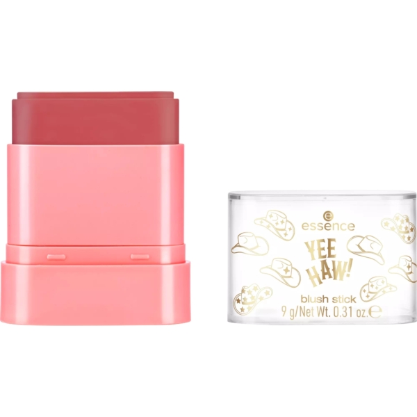 Un bâton de blush rose à torsion dans la teinte rosée "01 Howdy Y'all !" avec une formule crémeuse et un fini mat et naturel, présenté à côté de son bouchon transparent étiqueté "Essence Blush Stick Formule Crémeuse Fini Mat et Naturel 9 g". Dakar