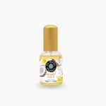 Les Petits Plaisirs Eau de Toilette Monoï Coco 30ml, avec un bouchon doré et une étiquette sur le thème de la noix de coco, se présente sur un fond blanc uni. Dakar
