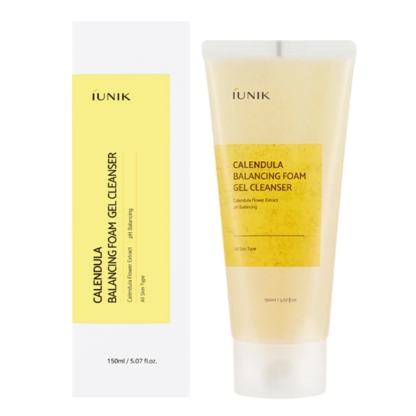 Un tube et une boîte de Iunik Gel nettoyant Moussant Equilibrant au Calendula 150 ml, chacun avec une étiquette jaune et un texte noir. Le nettoyant convient à tous les types de peau. Dakar