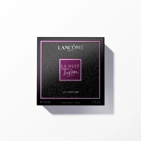 Une boîte noire carrée contenant Lancôme Nuit De Trésor Le Parfum 30 ml présente un motif texturé, des accents violets et argentés, et les détails du produit en texte blanc sur la face avant. Dakar
