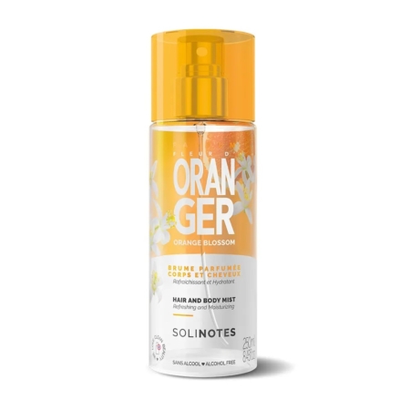 Un flacon de 250 ml de Solinotes Fleur d'Oranger Brume Parfumée avec un bouchon jaune-orange, décoré de graphiques floraux blancs et orange et d'un texte sur le produit sur un fond blanc propre. Dakar
