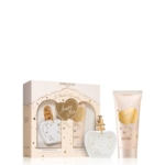 Le coffret cadeau pour femme Jeanne Arthes Amore Mio White Pearl comprend un flacon de parfum en forme de cœur, une lotion pour le corps et un coffret crème avec des étoiles dorées et un texte élégant. Dakar