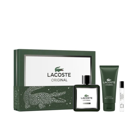 Un coffret cadeau Lacoste Original composé d'une boîte vert foncé, d'un flacon d'eau de Cologne, d'un tube de baume après-rasage et d'un petit flacon vaporisateur, le tout présenté sur un fond blanc. Dakar