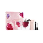Un coffret cadeau Lancôme avec une boîte rose fleurie, un flacon de parfum, un tube de lait pour le corps et un mascara noir placé devant la boîte. Dakar