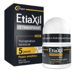 Un flacon et une boîte d'Etiaxil Detranspirant Men roll-on pour peau sensible. L'emballage est principalement noir, blanc et jaune et mentionne une protection contre la transpiration excessive pendant 5 jours. Dakar