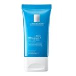 Tube bleu et blanc de La Roche-Posay Hyalu B5 Water Gel, avec les détails du produit en texte blanc. Le tube se tient debout sur un fond blanc. Dakar