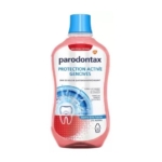 Une bouteille de rince-bouche Parodontax avec un liquide rose, étiqueté "Protection Active Gencives" et "Menthe Extra Fraiche", conçu pour la protection des gencives. Le bouchon est bleu et l'étiquette comporte un dessin de dent. Dakar
