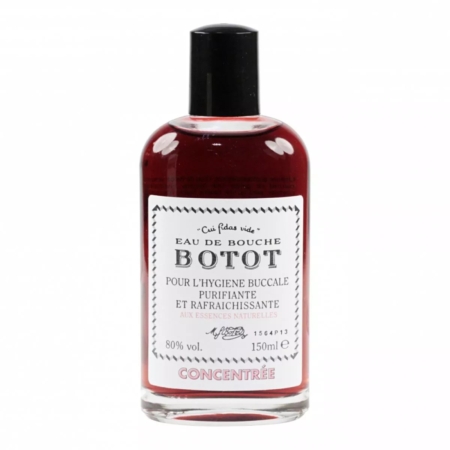 Un flacon transparent de bain de bouche Botot avec un liquide rouge foncé, un bouchon noir et une étiquette blanche en français indiquant qu'il s'agit d'un produit concentré pour l'hygiène buccale, purifiant et rafraîchissant, contenant des essences naturelles. Dakar