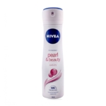 Une boîte blanche et rose de spray anti-transpirant Nivea Pearl & Beauty avec une formule à séchage rapide, offrant une protection de 48 heures. Le flacon est orné du logo Nivea et de perles sur le devant. Dakar