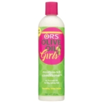 Une bouteille de ORS Olive Oil Girls Moisture-Rich Conditioner avec une étiquette rose et verte, présentant des images d'olives et un texte mettant en valeur l'huile d'avocat pour les cheveux secs et indisciplinés. La bouteille a une contenance de 384 ml (13 fl oz). Dakar