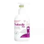 Flacon pompe blanc du soin intime et corporel Saforelle Miss, avec des accents roses et violets, une petite fille en dessin animé et un texte en français et en anglais. Le flacon contient 250 ml et convient aux enfants de 2 ans et plus. Dakar