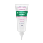 Somatoline Cosmetic Correction Vergetures Sérum Réparateur 100 ml se présente sous la forme d'un tube blanc et vert avec un applicateur pointu, des accents roses et verts, et contient de la centella asiatica pour aider à réduire les vergetures. Dakar