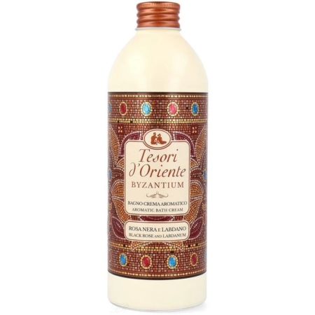 Un flacon de crème de bain aromatique Tesori d'Oriente Byzantium avec une étiquette décorative présentant un motif de mosaïque et un bouchon marron. L'étiquette mentionne "Rose noire et Labdanum". Dakar