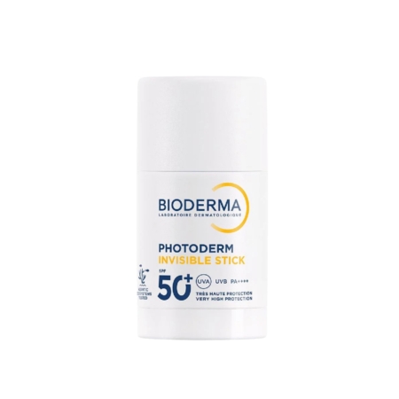 Un tube blanc de crème solaire Bioderma Photoderm Invisible Stick SPF 50+, orné d'inscriptions et de symboles bleus et jaunes indiquant une protection solaire élevée, posé à la verticale sur un fond blanc uni. Dakar