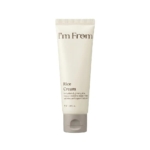 Un tube souple beige portant la mention « I'm From Rice Cream » et muni d'un bouchon gris est posé à la verticale sur un fond blanc. Il s'agit de la crème « I'm From Rice Crème Éclat Hydratation Intense et Teint Uniforme » de 50 ml, conçue pour une hydratation intense et un teint uniforme et éclatant. Dakar
