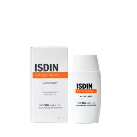 Un flacon blanc et un étui de la crème solaire ISDIN FotoUltra 100 Active Unify SPF 50+, arborant un logo orange et gris, présentés sur un fond blanc uni. Dakar