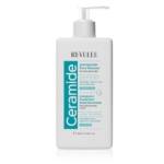 Un flacon pompe blanc contenant le nettoyant visage anti-imperfections Revuele Ceramide, destiné aux peaux à tendance acnéique, d'une contenance de 250 ml. L'étiquette comporte des inscriptions en bleu et turquoise, en anglais et en espagnol, et met en avant des ingrédients tels que l'acide salicylique et la niacinamide. Dakar