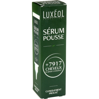 Une boîte verte de « Luxéol Cosmétique Sérum Pousse », destinée à favoriser la pousse des cheveux, sur laquelle figurent en blanc, sur le devant, les mentions « +7 917 cheveux en phase de croissance » et « cliniquement prouvé ». Dakar