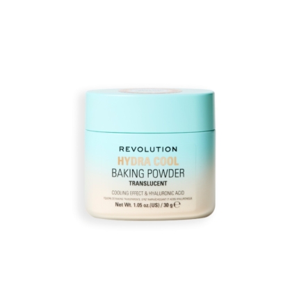 Un pot bleu clair et beige portant la mention « Revolution Hydra Cool Baking Powder Translucent », à base d'acide hyaluronique et offrant un effet rafraîchissant, contenant 1,05 oz (30 g) de produit. Le récipient présente un design simple et épuré. Dakar