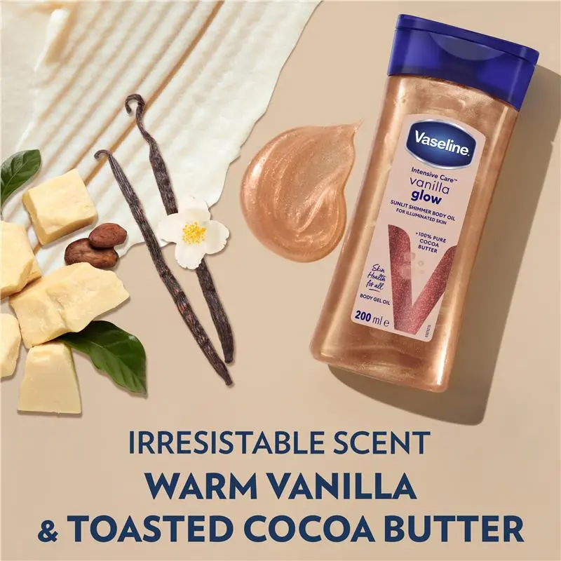 On découvre un flacon de lotion pour le corps « Vaseline Vanilla Glow », accompagné de gousses de vanille, de fèves de cacao, de chocolat blanc, d’une fleur de vanille et d’une touche de lotion, ainsi que l’huile hydratante pour le corps « Nyx Fat Oil Body Huile Corps Hydratante 24h Effet Glow » 70 ml (Copie) pour une peau éclatante et parfumée. Dakar